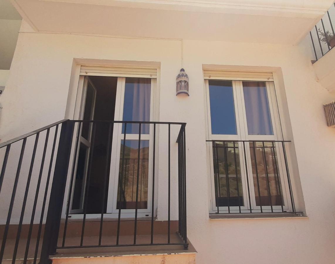 La Casa De La Fama - Apartamento Con Patio Exterior Carboneras Eksteriør billede